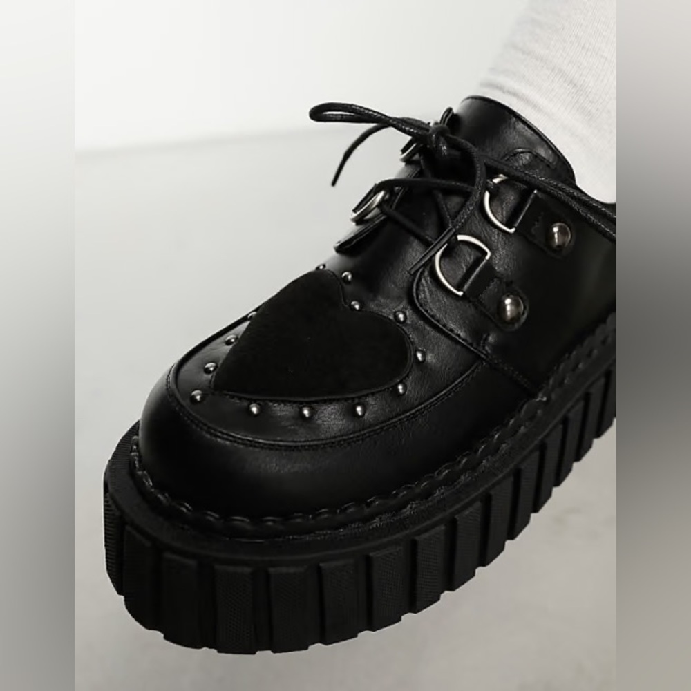 NEW Lamoda Cryptic Love Platform Studded Chunky Black Creeper Shoes - Hearts - 8